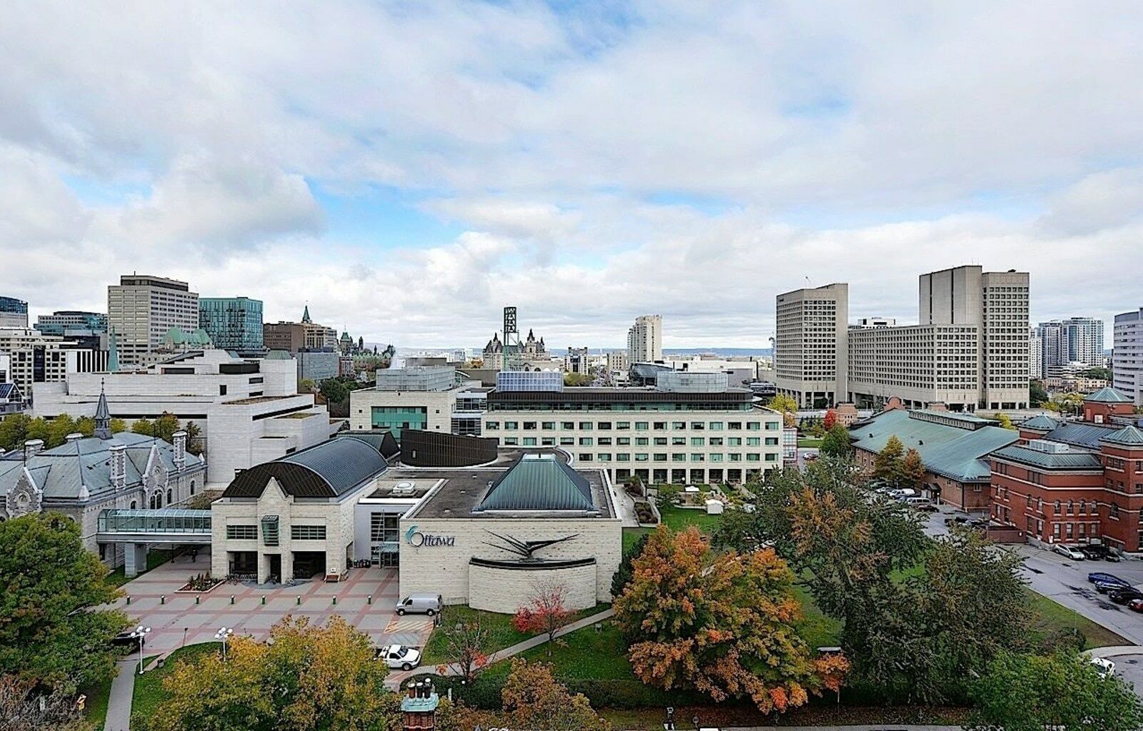 Ottawa Embassy Hotel & Suites Eksteriør bilde