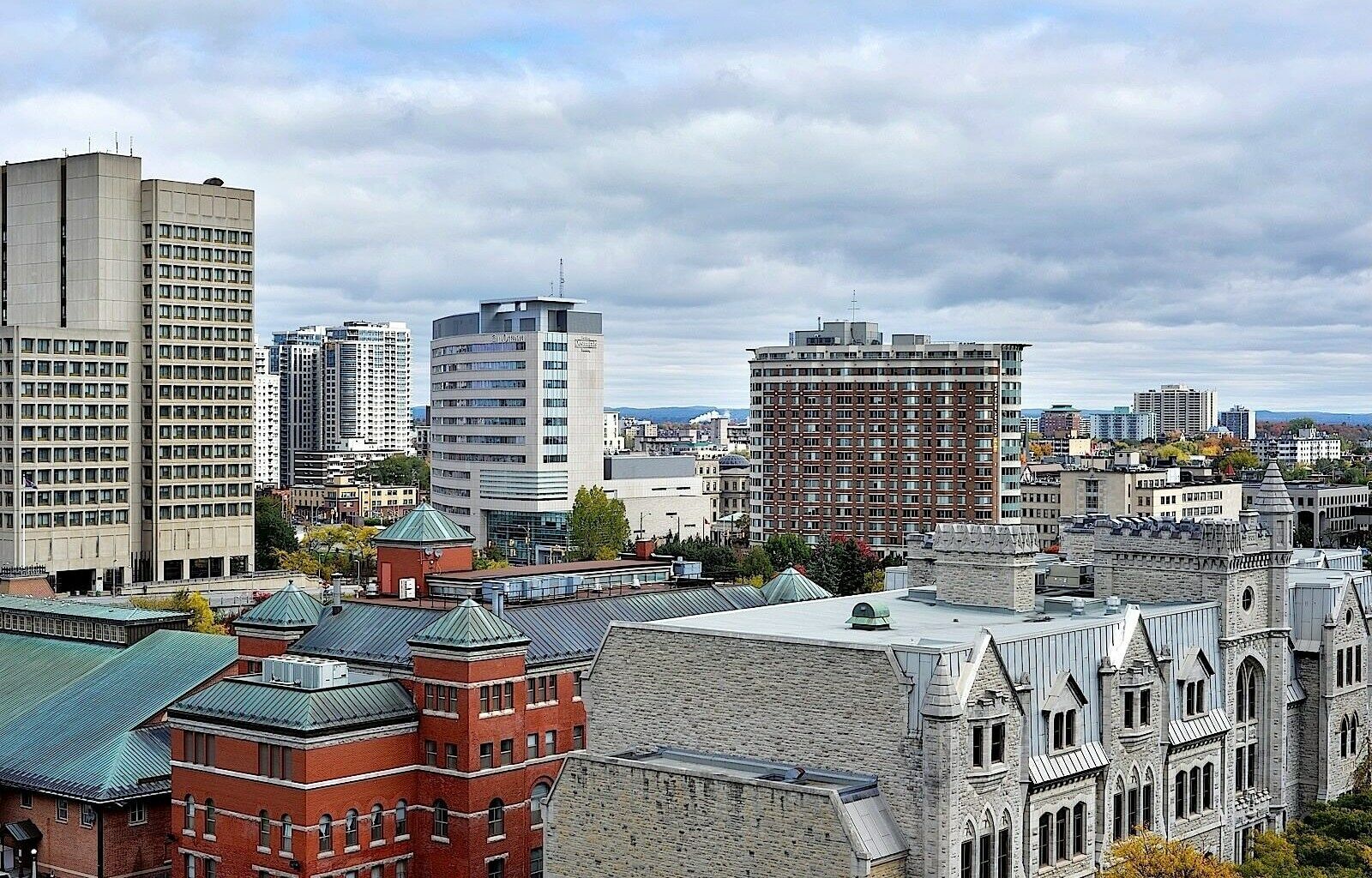 Ottawa Embassy Hotel & Suites Eksteriør bilde